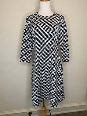 Taylor Large Herringbone A Line Dress Sz 10 Black White